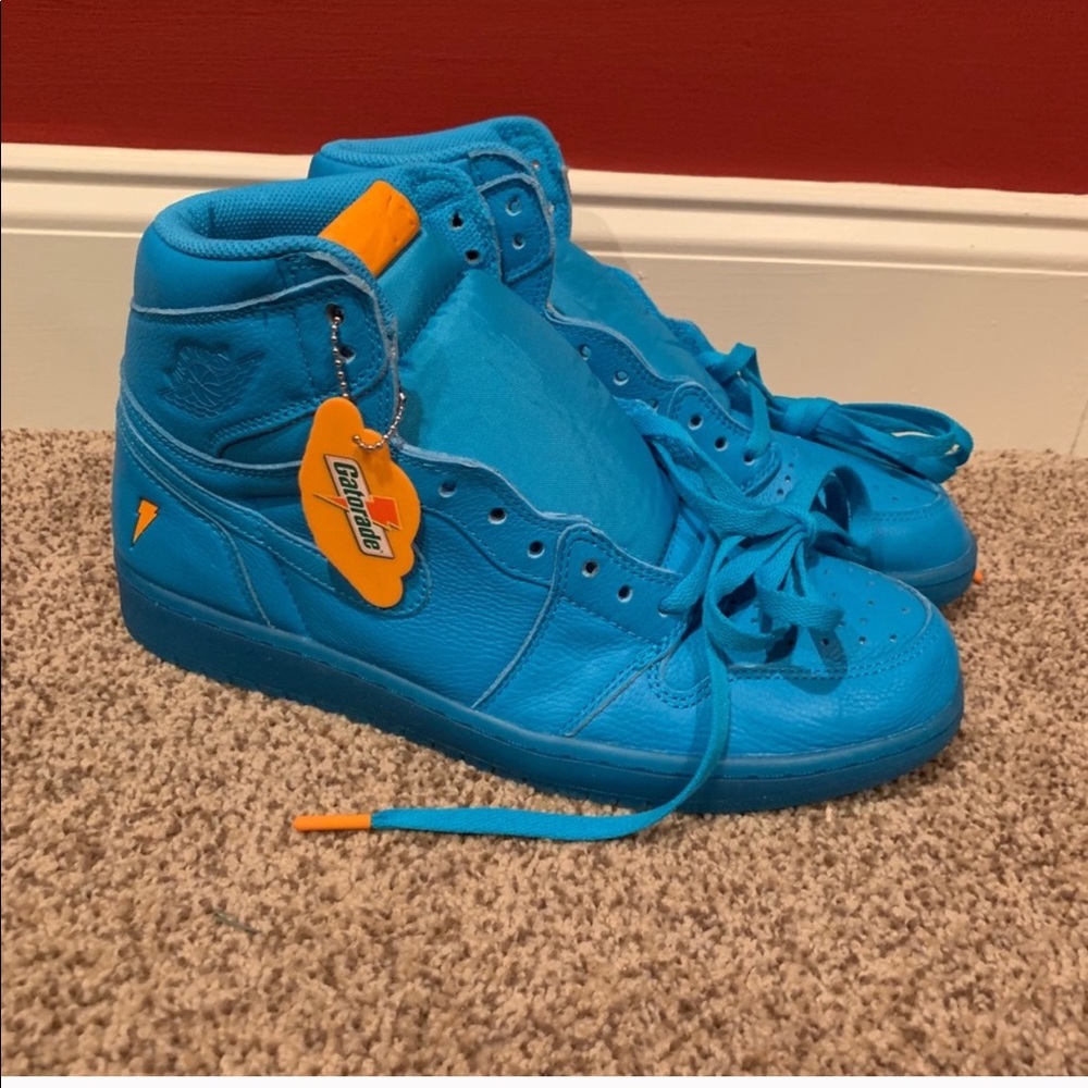 NEW Air Jordan 1 High Gatorade “Cool Blue”